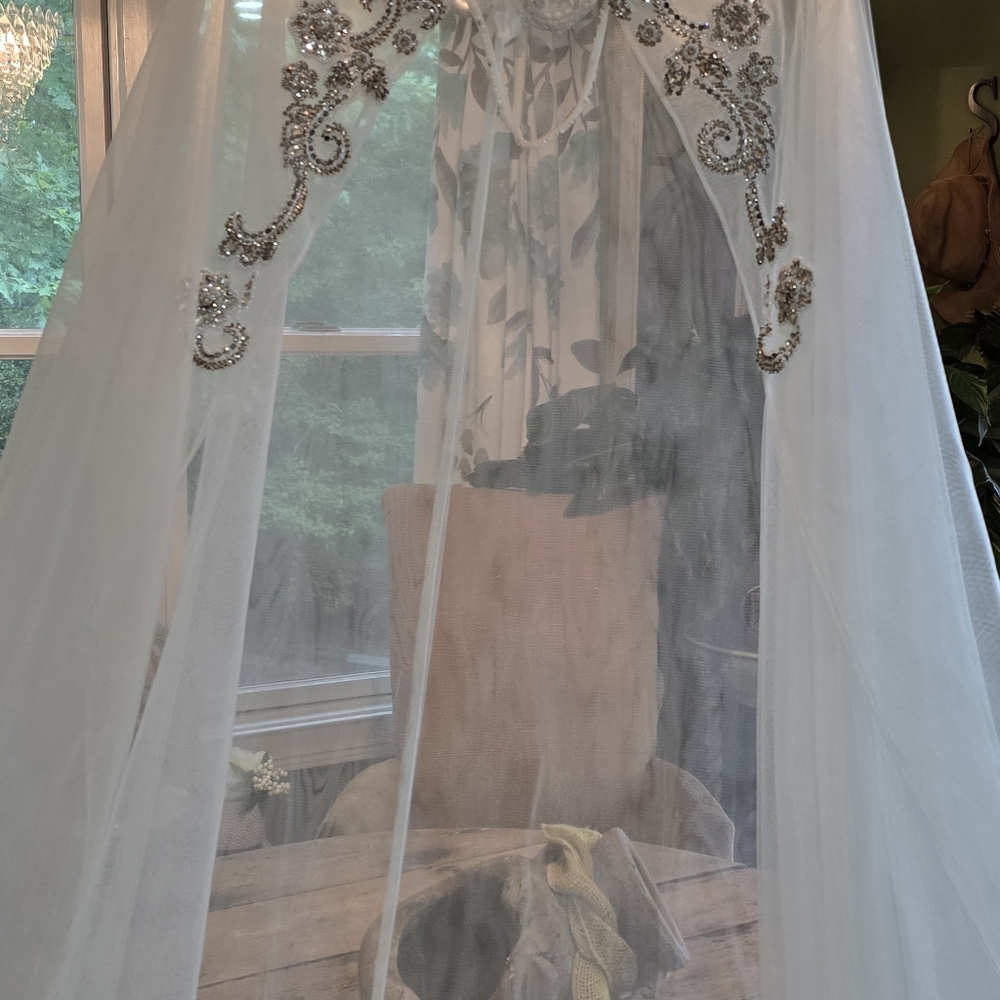 Bridal cape
